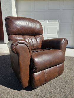 XL LEATHER LAZY BOY POWER RECLINER