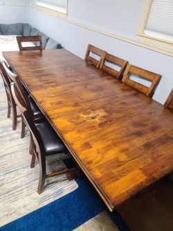 Dinning table with 8 chairs