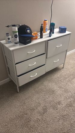 Beedroom stuff everything u see is for sell make any offers