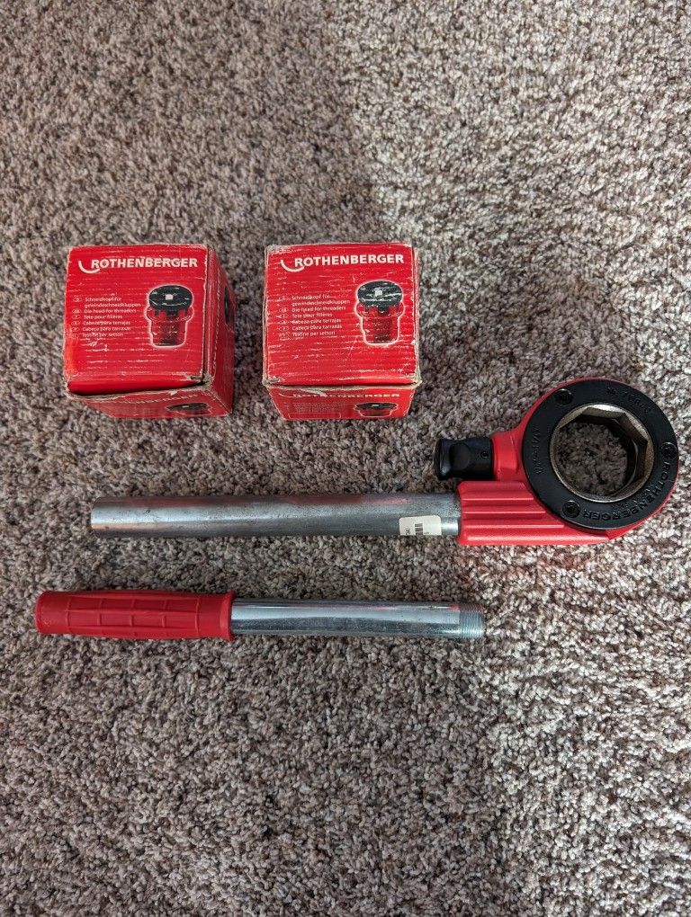 New Rothenberger Manual Pipe Threader and Two 1" Die Heads