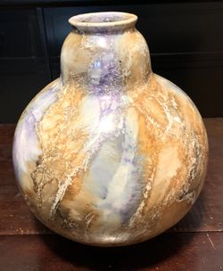 Arabia Finland Large Art Deco vase glazed. Measure 9” tall x 8” wide.