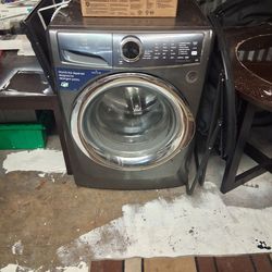 Front loader washer Electrolux