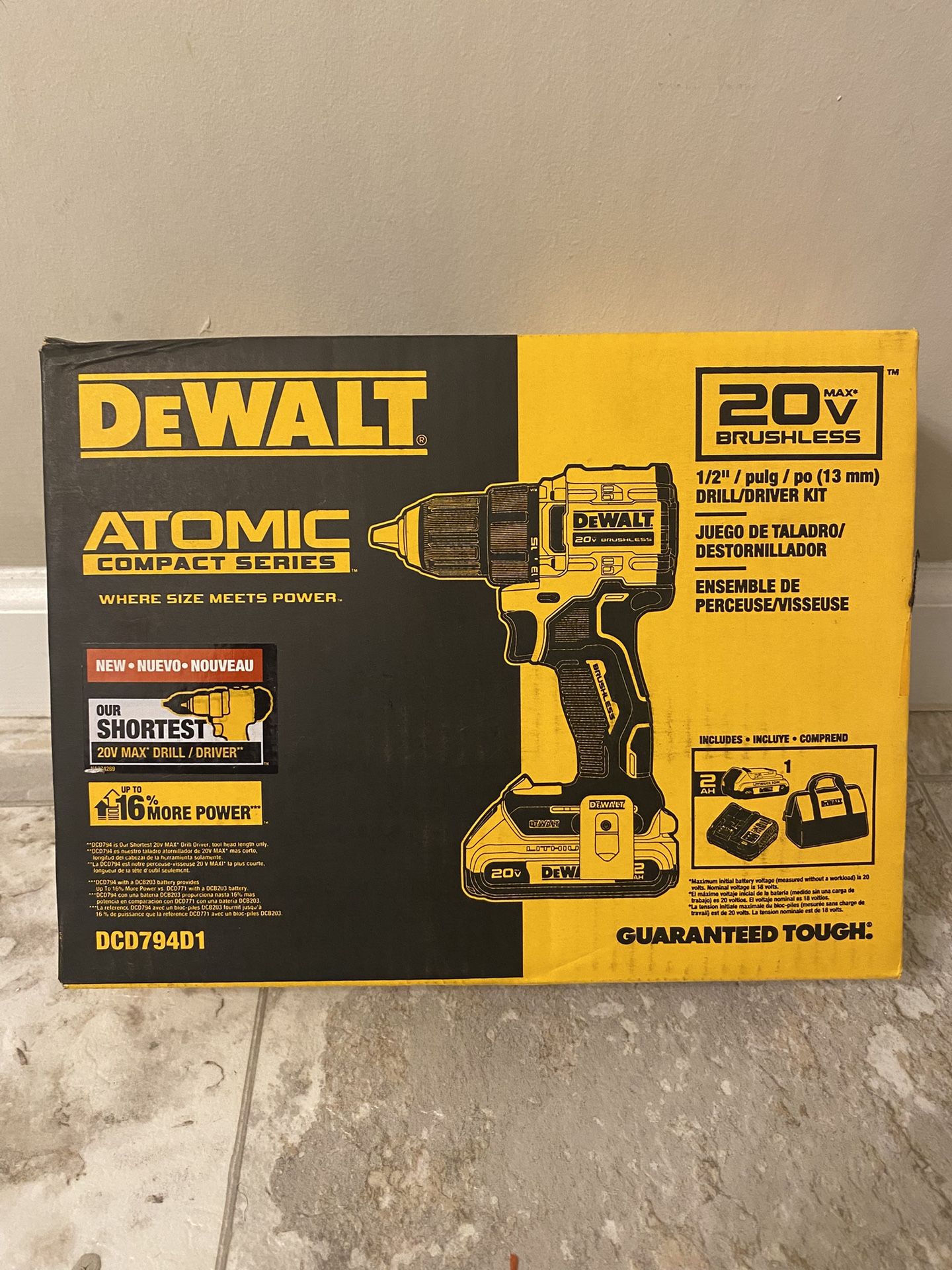 DEWALT 1/2" (13 mm) DRILL/DRIVER KIT