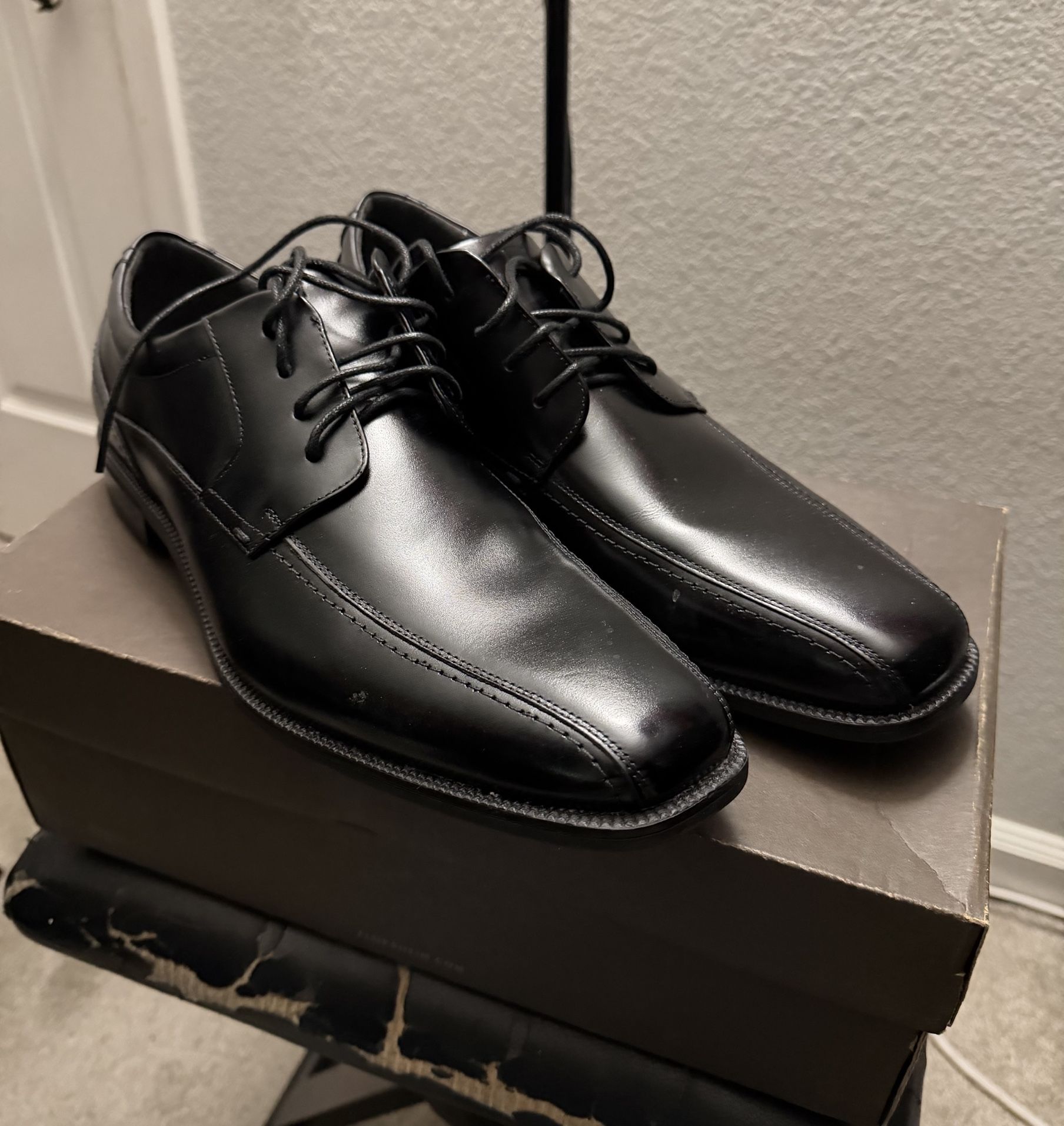 Dress Shoes Size 11