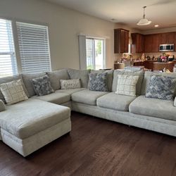 Sectional Sofa 