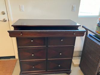 Bombay Solid Wood Dresser - tongue and groove drawers