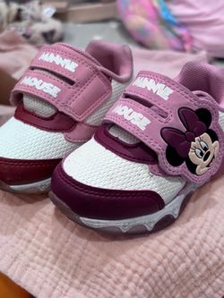 Minnie Mouse Toddler Sneakers size 5
