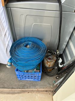 Submersible Pump with hoses