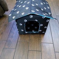 New Reversible Dog House