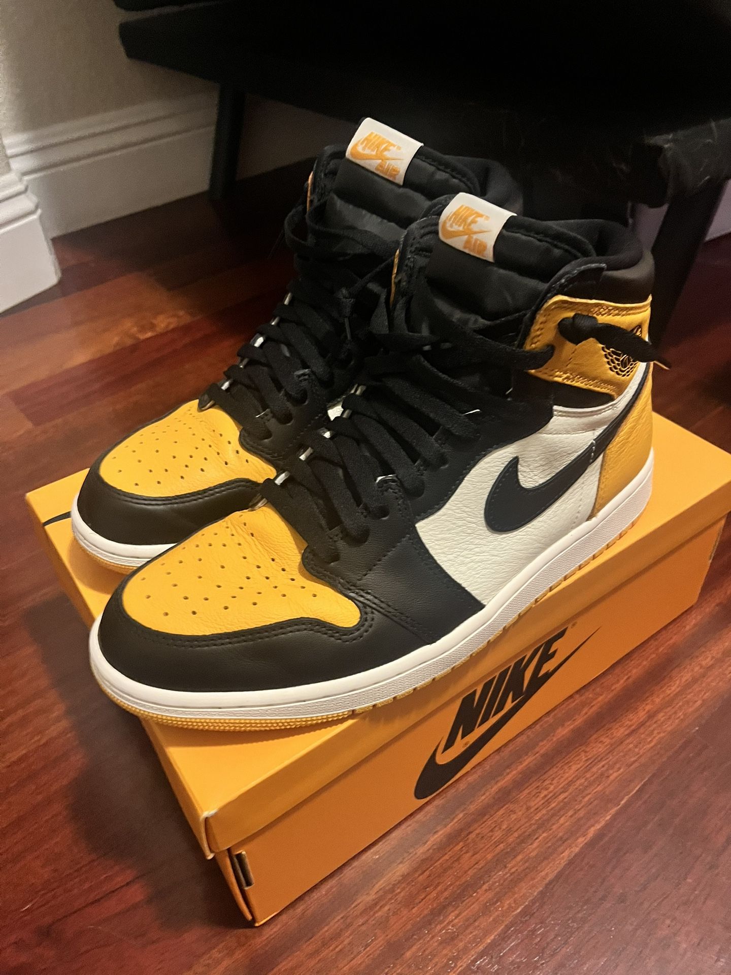 Jordan 1 Taxis — Size 11 Men