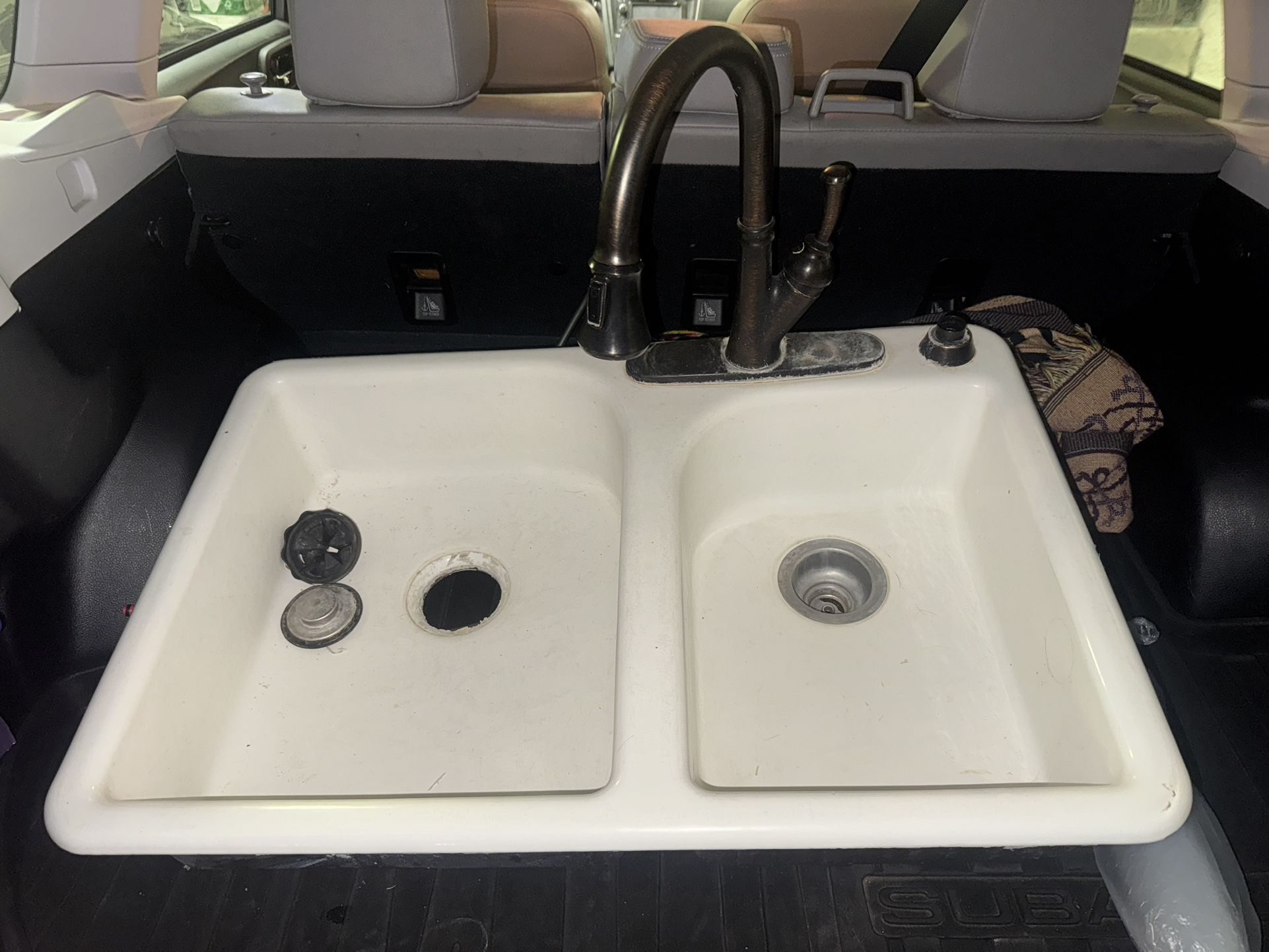 FREE Sink w/attached faucet