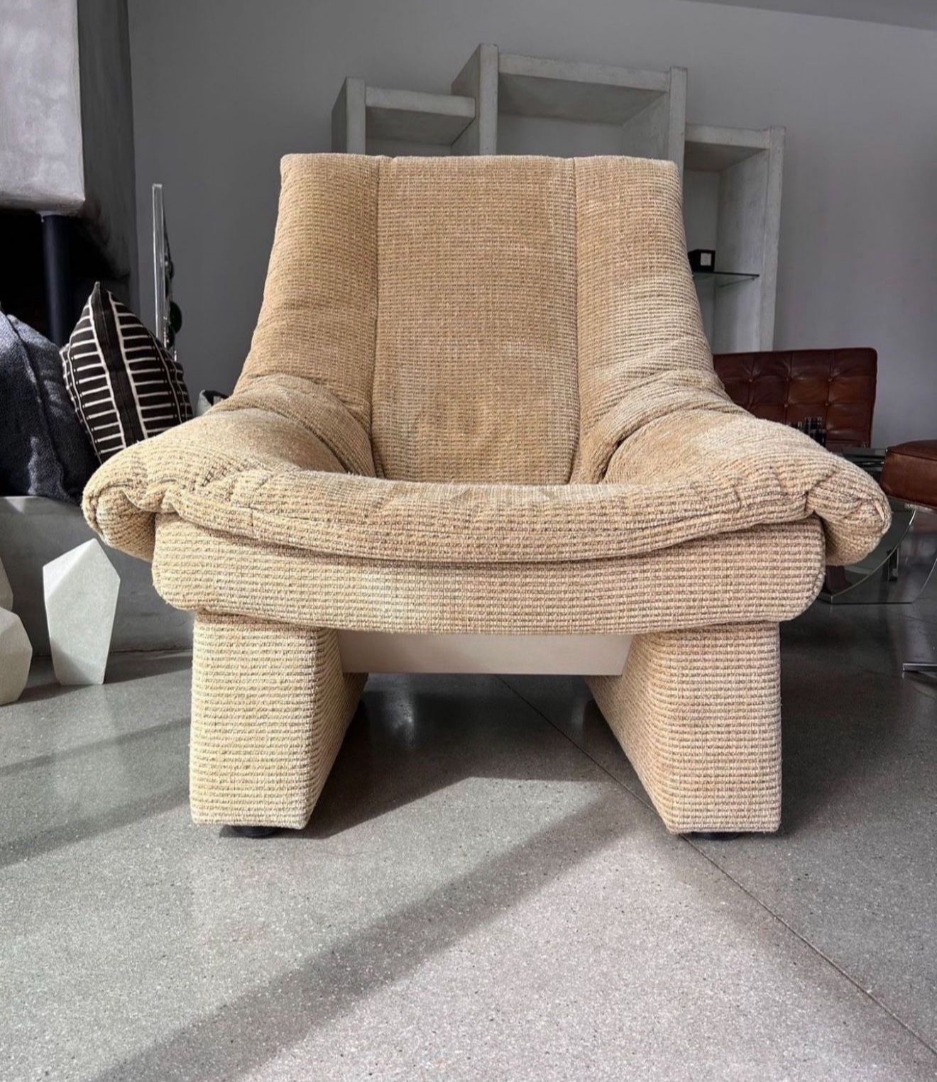 Vittorio Introini Style Armchair