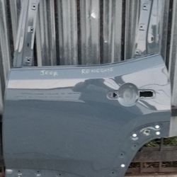 2015 2016 2017 2018 2019 2020 JEEP RENEGADE LEFT REAR DOOR