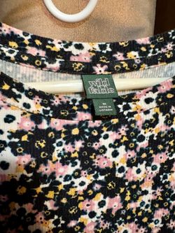Wild Fable Floral Print Top Size Medium
