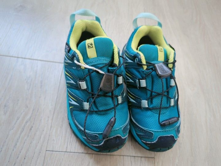 Kids Hiking Boots Size 10