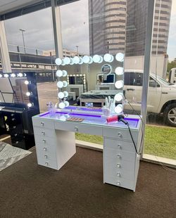 Vanity W Bluetooth- Luxury Brand