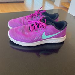 Girls Nike 4.5Y