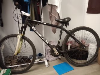 Genesis GS29 Men's Mountain Bike