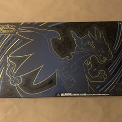 Pokemon - Charizard Ultra Premium Collection - Factory Sealed 