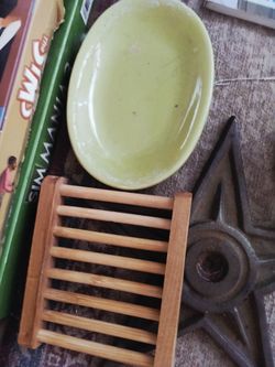 $Free Soap Dishes
