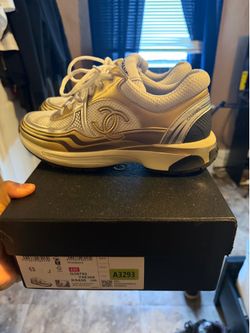 Designer Sneaker size 43