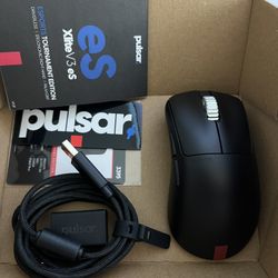 Pulsar Xlite V3 eS Wireless Gaming Mouse