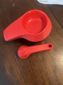 Tupperware Measuring Cups and Spoons