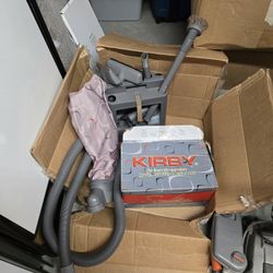 Complete Kirby Sentria G10D Vacuum System + Shampooer & Attachments