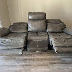 Reclining electric sofa for sale in very good condition