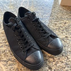 Mens All Black Converse Size 11.5 Great Condition 