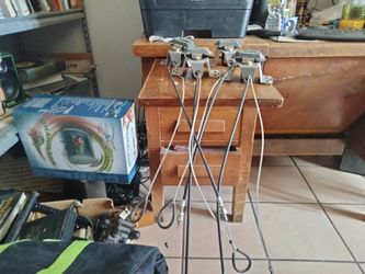 1998 To 2004 Mercedes Rear Convertible Hydraulic Latches To Unlatch The Metal Roof. I Have Four Of Them.  All Work Fine But One Of Them Is Missing The