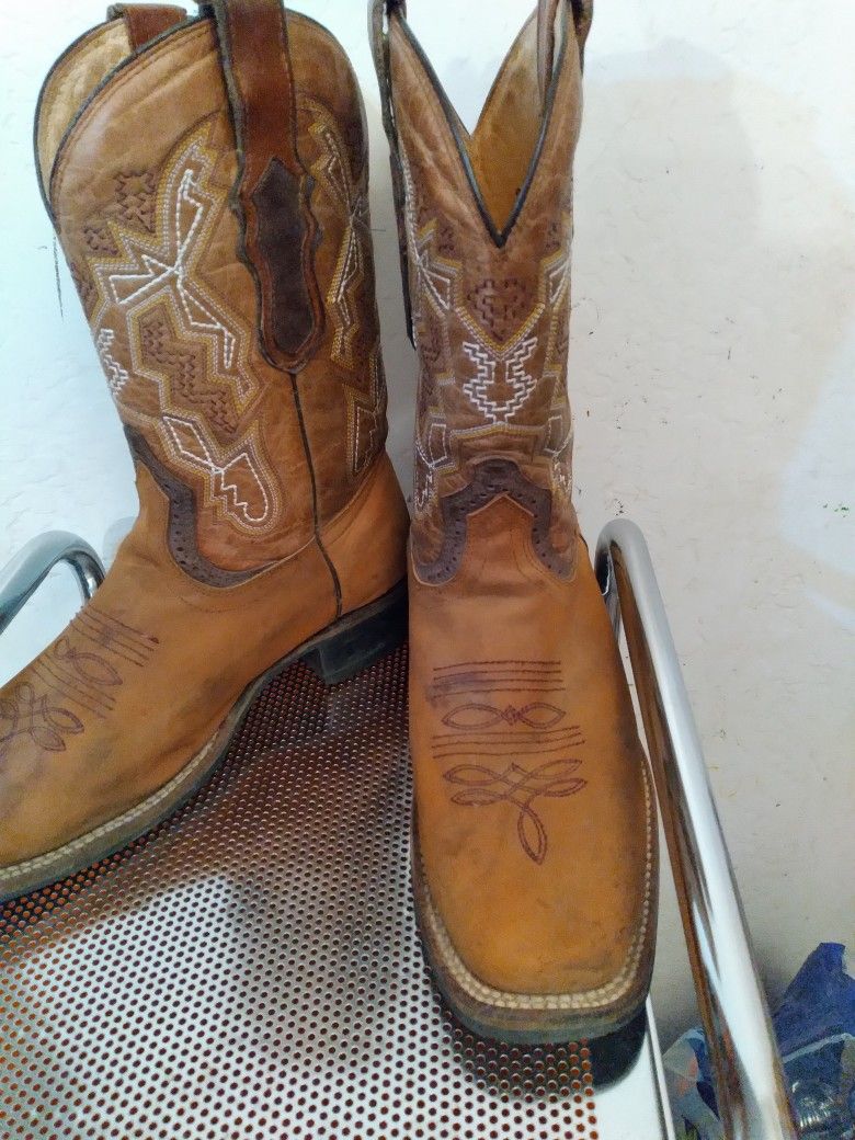 Ultimate Tombstone Boots Size 8.5 