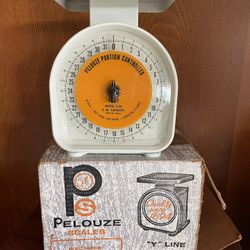 Vintage "PELOUZE" Kitchen Scale 2lb Capacity 