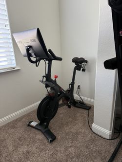 Peloton Bike