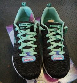New Turquoise And Black Girl's Sketchers