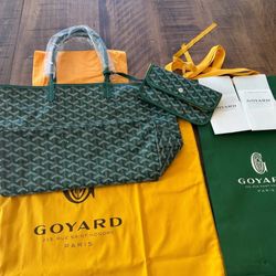 Goyard In Medium Size 