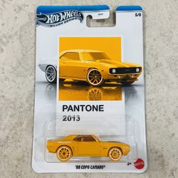 Hot Wheels Copo Camaro Pantone