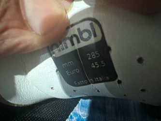 Road cycling shoes