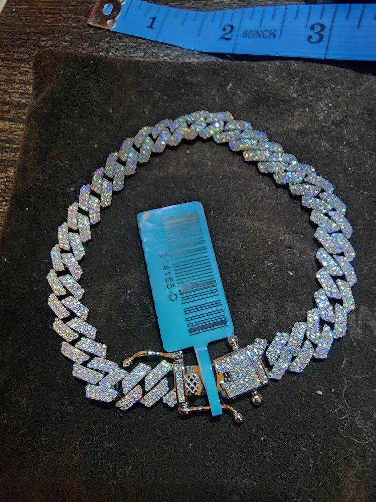 New 8.5" Men's Italian Iced Out Cuban Link MOISSANITE BRACELET
