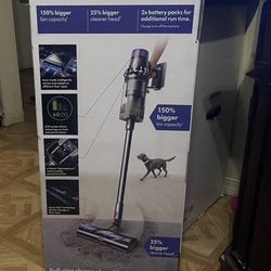Dyson Outsized Full Size Cleaning