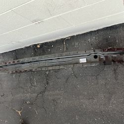 2017-2020 E300 MERCEDES BENZ REINFORCEMENT BAR OEM