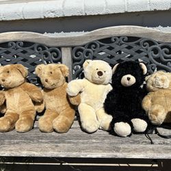 Vintage Build A Bear Lot (12 Plushies)