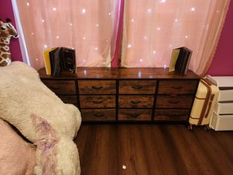 Wonderful dresser!