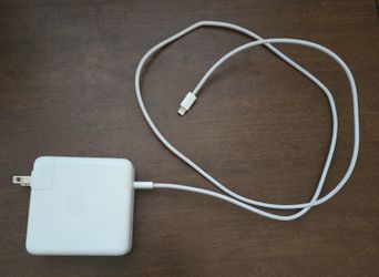 Apple 96w USB-C Power Adapter