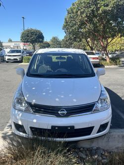 Nissan Versa 2011