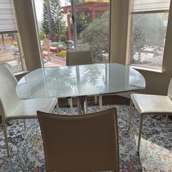 Modern Extendable Dining Table + 6 Chairs – $450