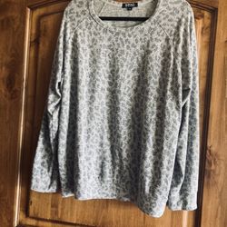 Ladies sweater