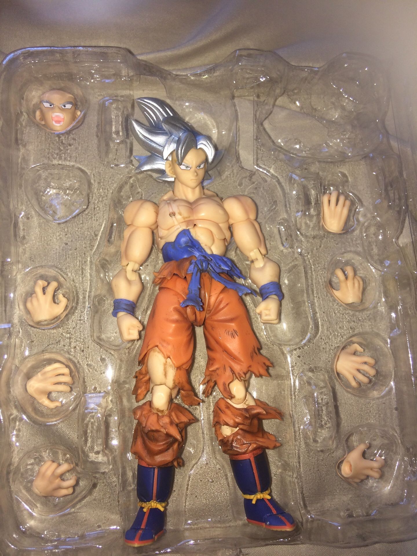 S.h.figuarts ultra instinct goku action figure