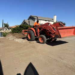 Tractor 