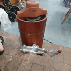 Ice Cream Maker Retro Style Or Electric 